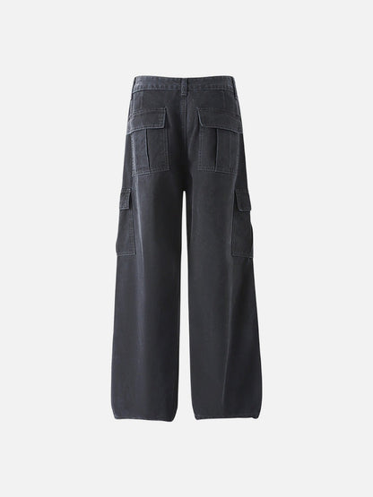 Wide-leg cargo jeans in washed denim