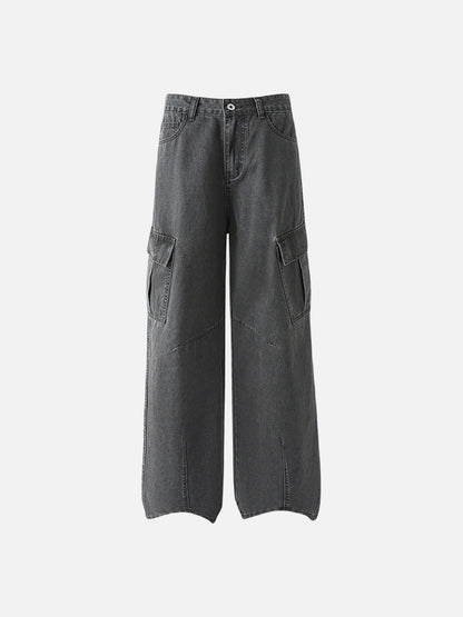 Wide-leg cargo jeans in washed denim