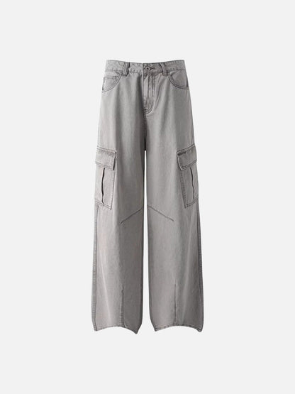 Wide-leg cargo jeans in washed denim