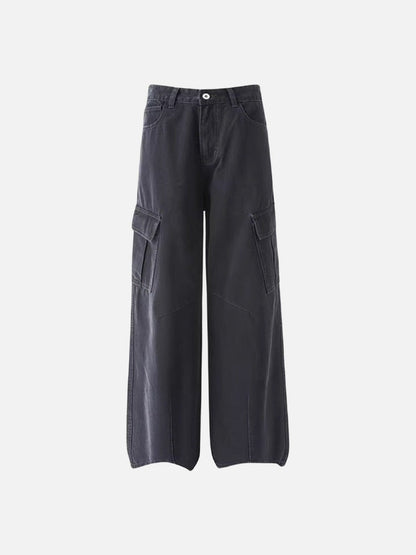Wide-leg cargo jeans in washed denim