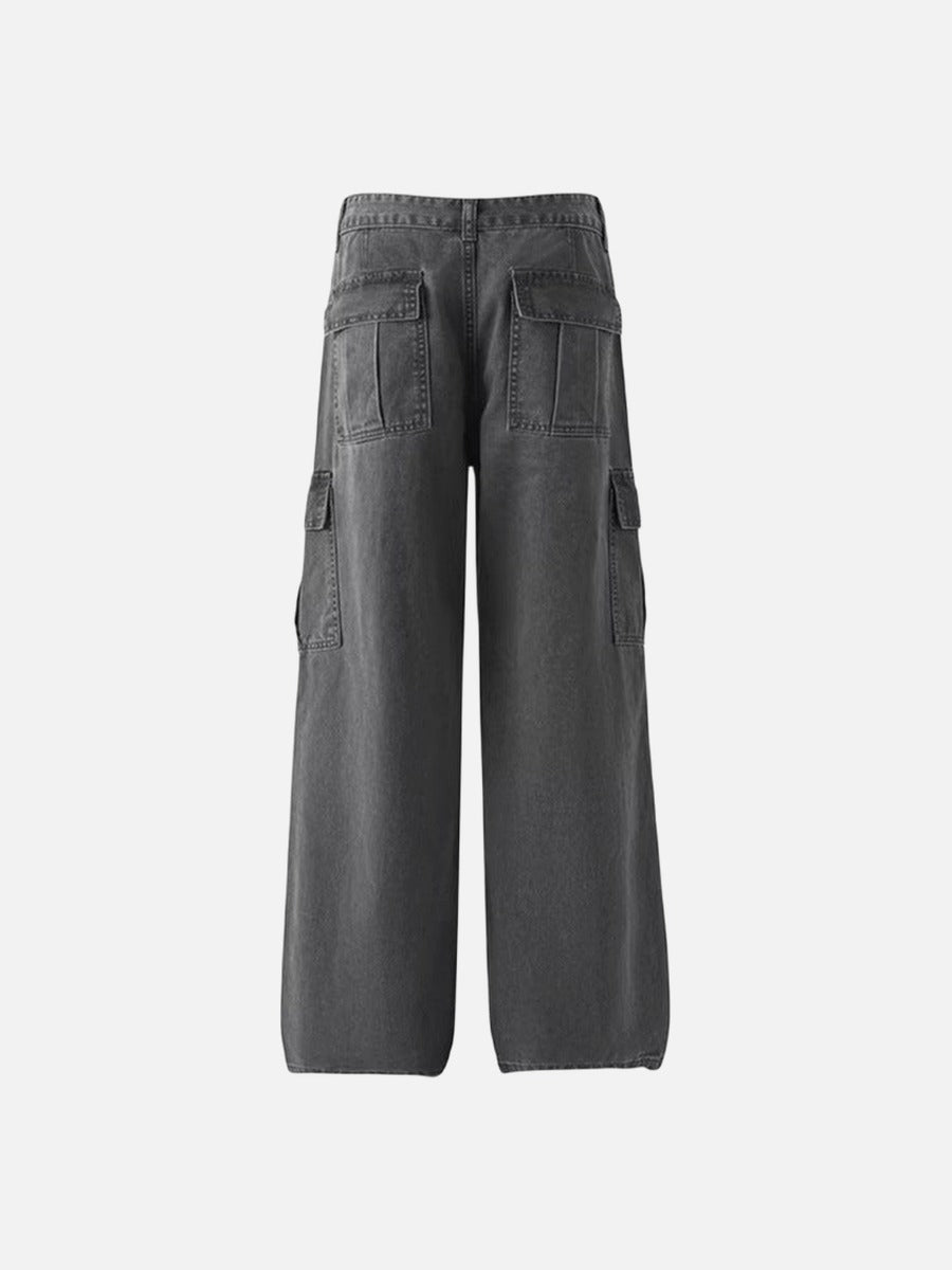 Wide-leg cargo jeans in washed denim