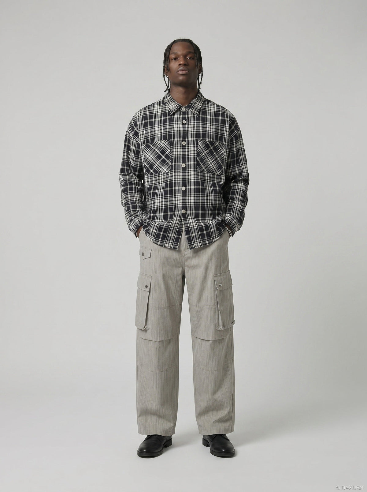 DAXUEN Wide-leg cargo pants with multiple pockets — model photo