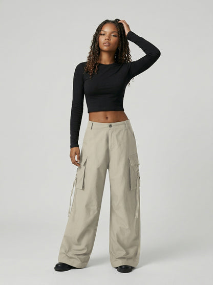 DAXUEN Wide-leg cargo pants in light beige/khaki color — model photo