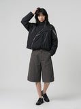 DAXUEN Wide-leg cargo shorts in light greige and dark charcoal grey — model photo