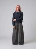 DAXUEN Wide-leg cargo trousers with large pockets — model photo