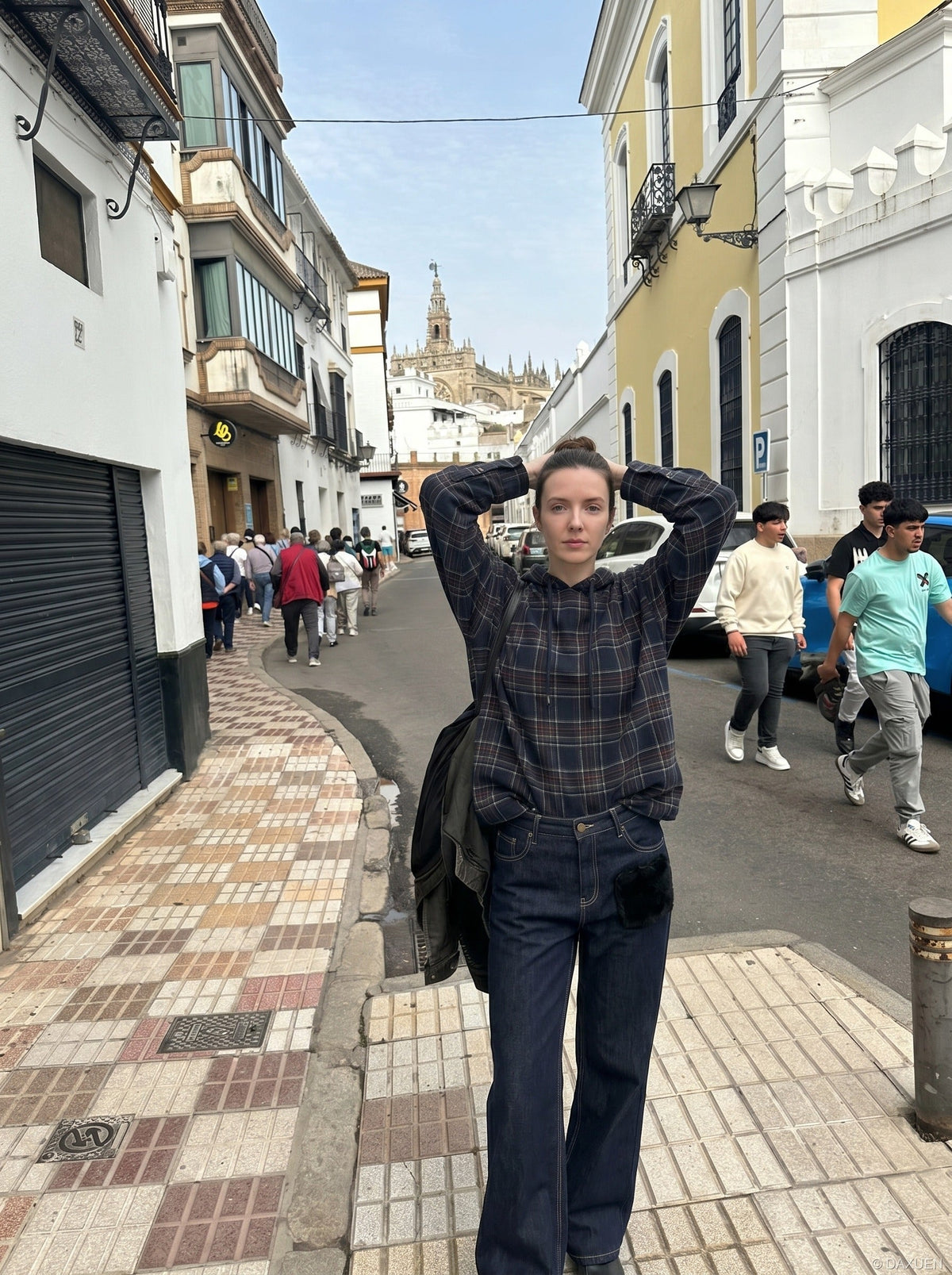 DAXUEN Wide-leg denim jeans with unique patches — model photo
