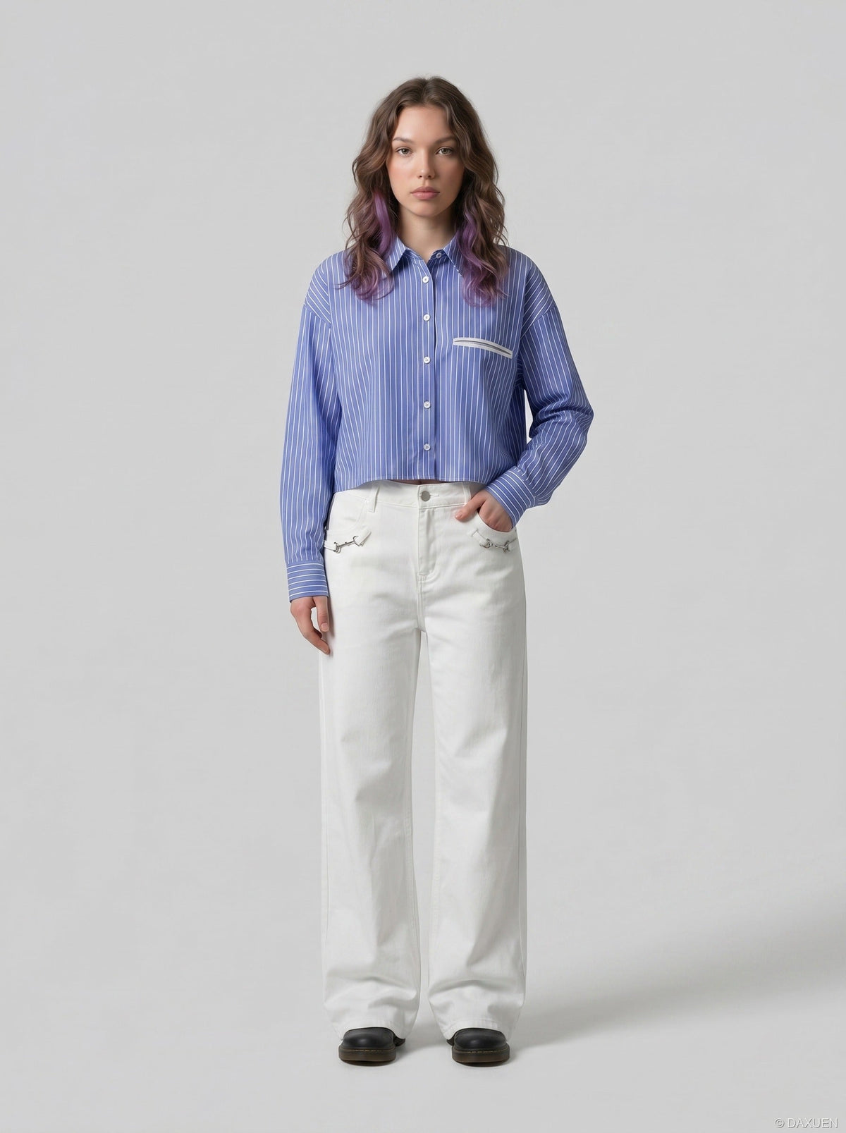 DAXUEN Wide-leg denim trousers in dark indigo, white, and black — model photo