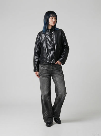 DAXUEN Wide-leg denim jeans with gradient wash and button fly — model photo