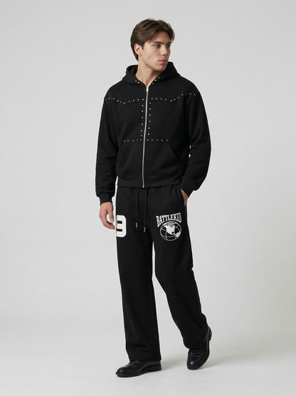 DAXUEN Wide-leg sweatpants with graphic designs — model photo