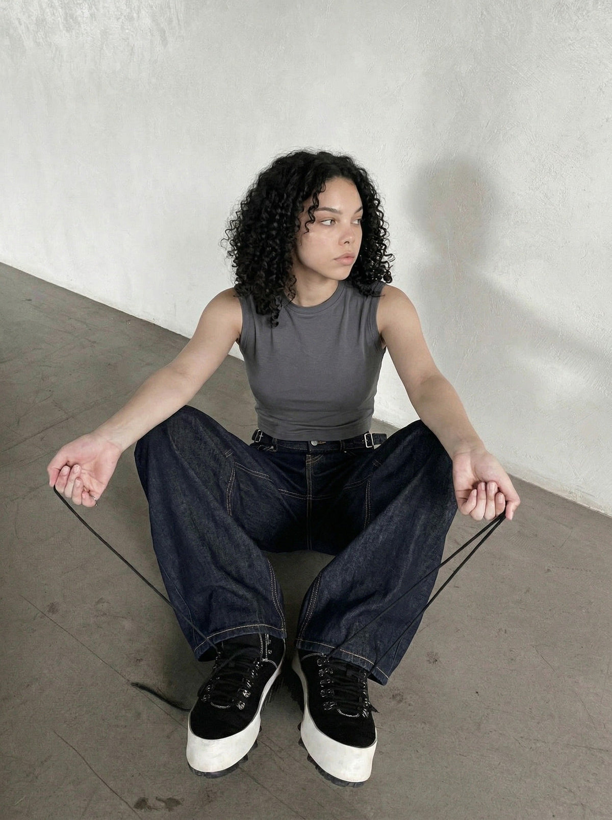 DAXUEN Wide-leg loose-fit denim pants — model photo