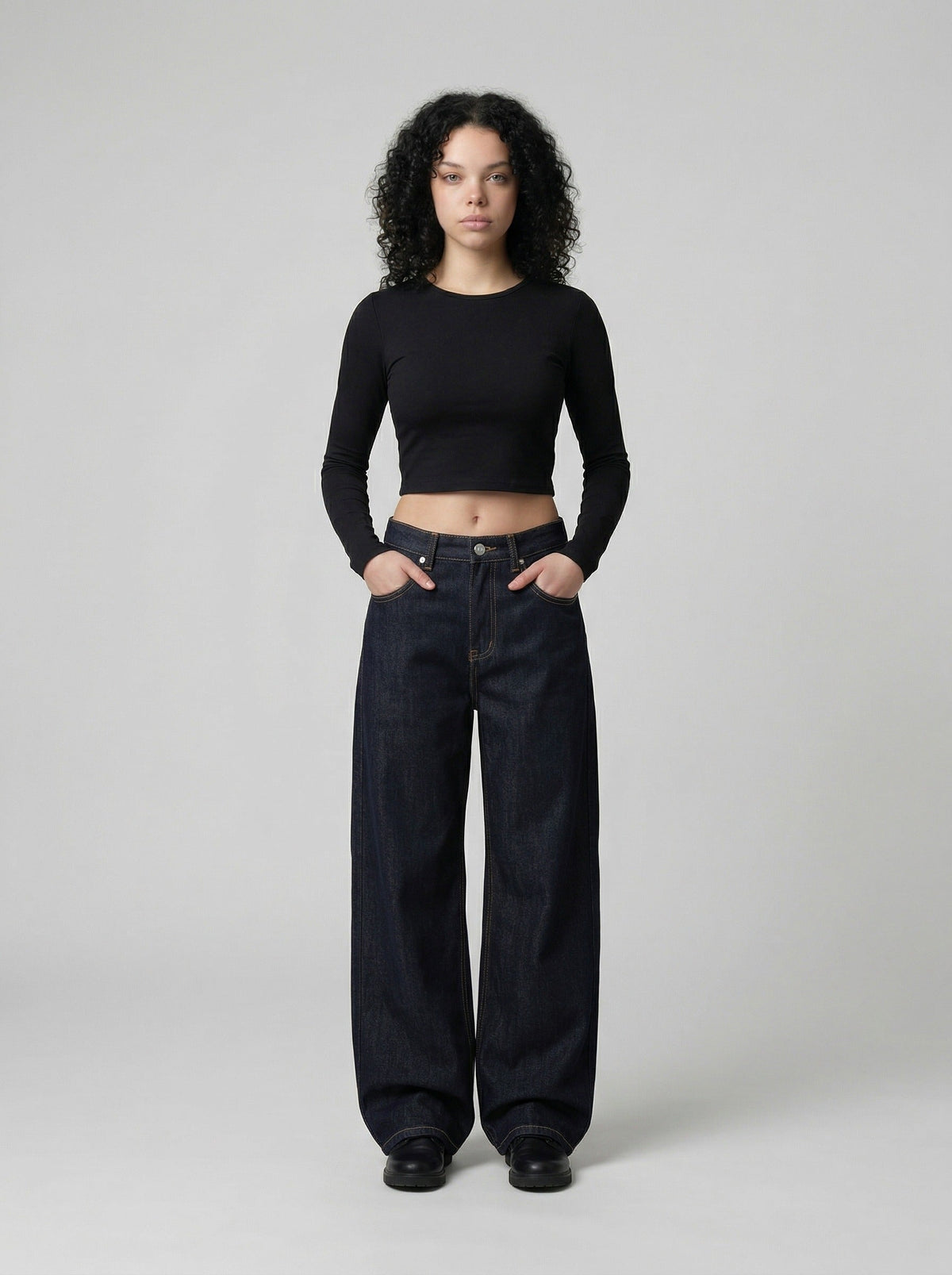 DAXUEN Wide-leg loose-fit denim pants — model photo
