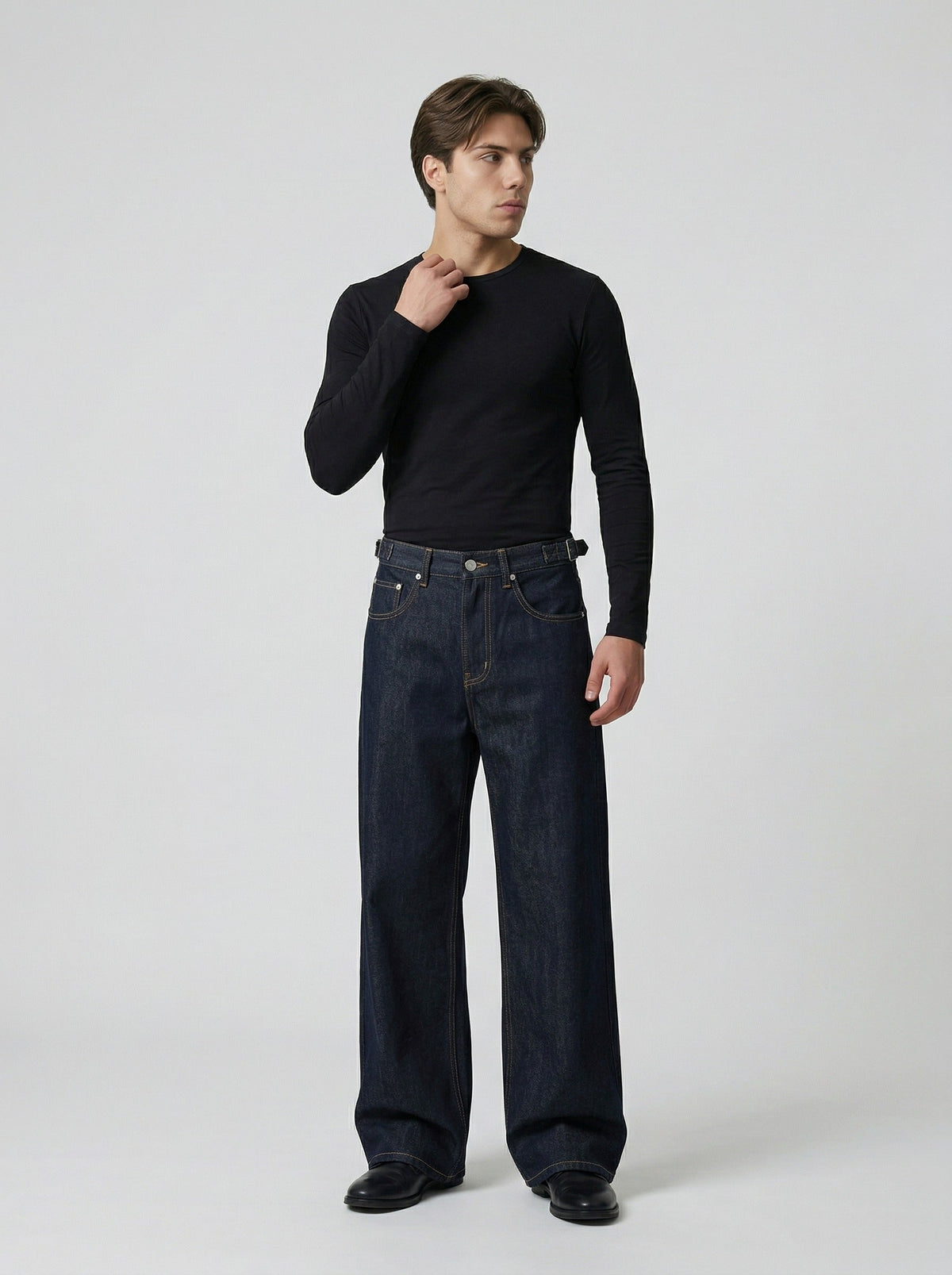 DAXUEN Wide-leg loose-fit denim pants — model photo