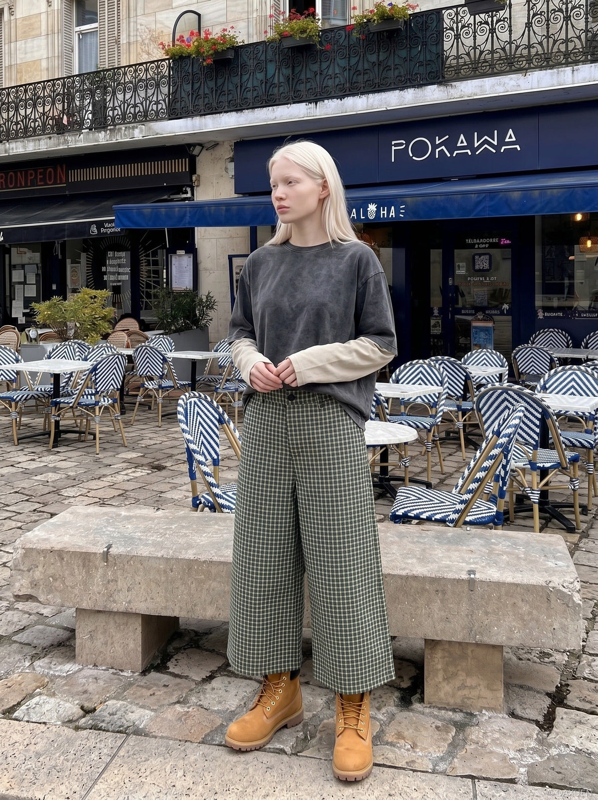 DAXUEN Unisex wide-leg cropped plaid pants — model photo