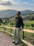 DAXUEN Loose-fitting wide-leg trousers in khaki and sage green — model photo
