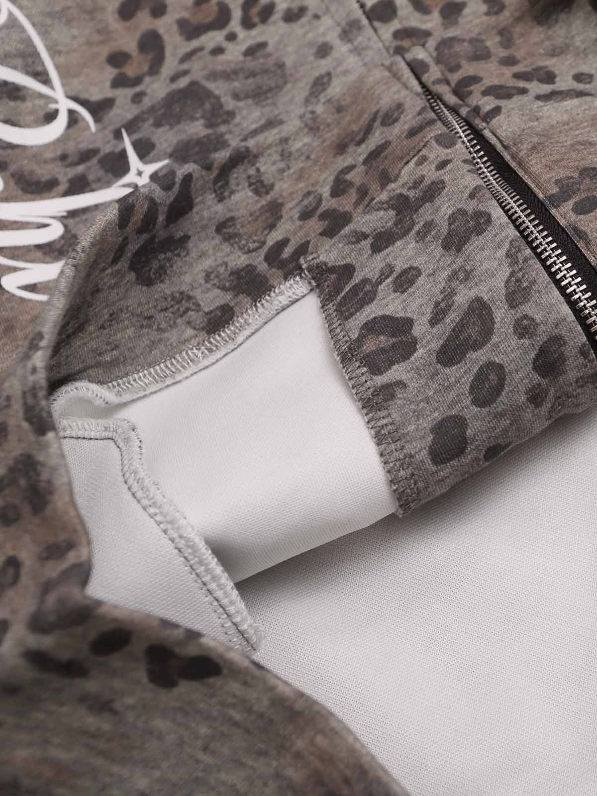 Leopard Script Graphic Sweatshirt; Leopard / M, Leopard / L, Leopard / XL