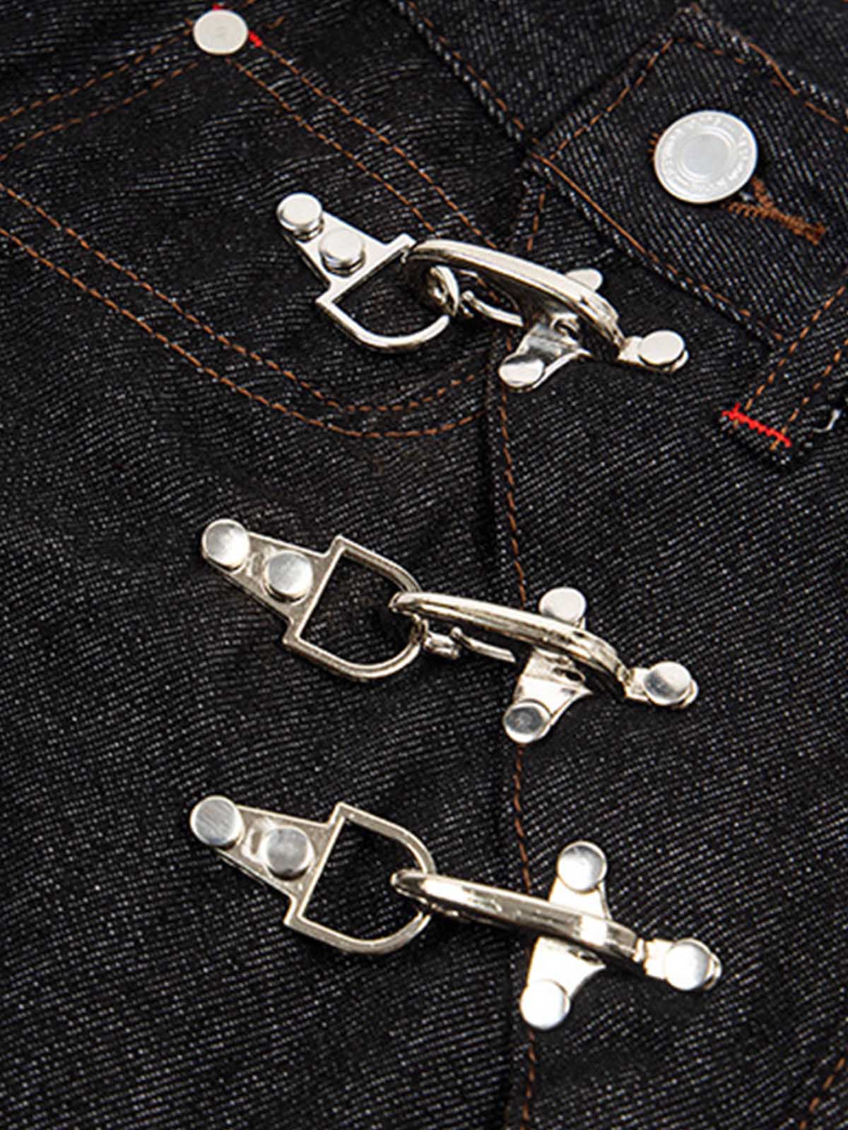 Airplane Buckle Curved Jeans; Black / S, Black / M, Black / L, Black / XL, Black / 2XL