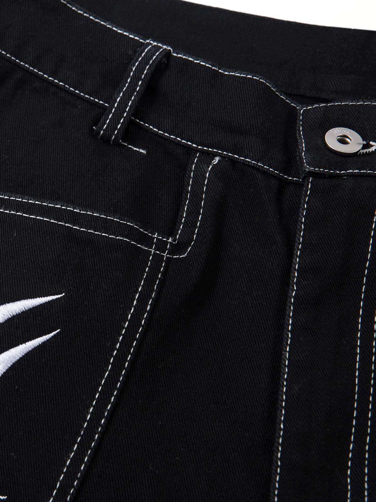 Deconstructed Contrast Embroidered Baggy Jeans - 2330; Black / M, Black / L, Black / XL, Black / 2XL