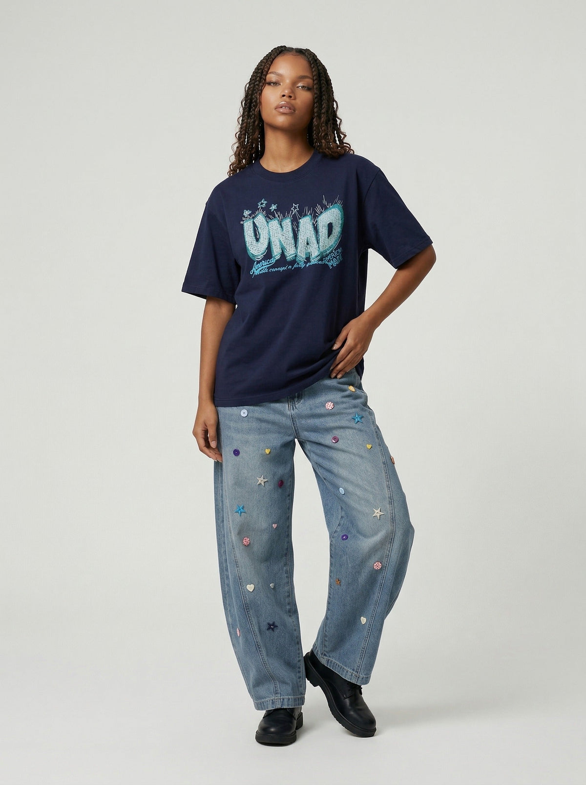 UNAD Distressed Graphic T-Shirt