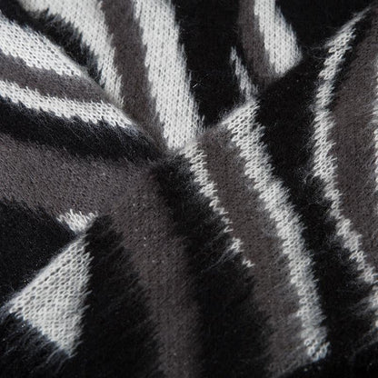 Loose Contrast Print Sweater