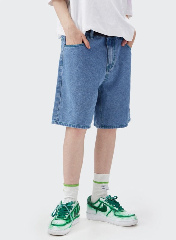 A guy wearing Casual Basic Summer Short